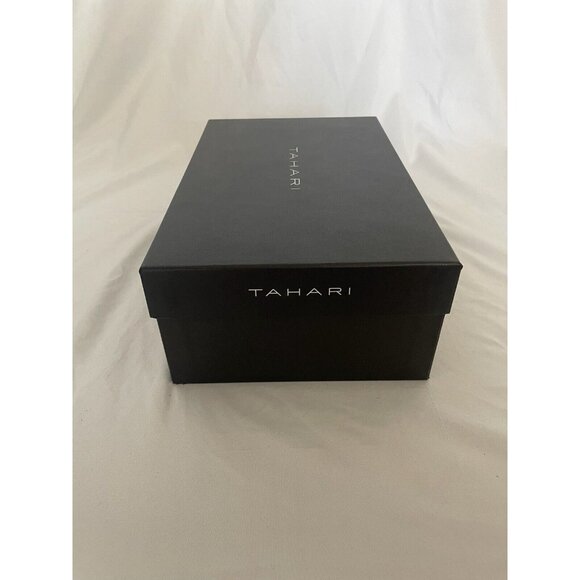 NEW Tahari  Women's  Mid Heels Velvet Black  Round Toe Size 8 M - Picture 12 of 14